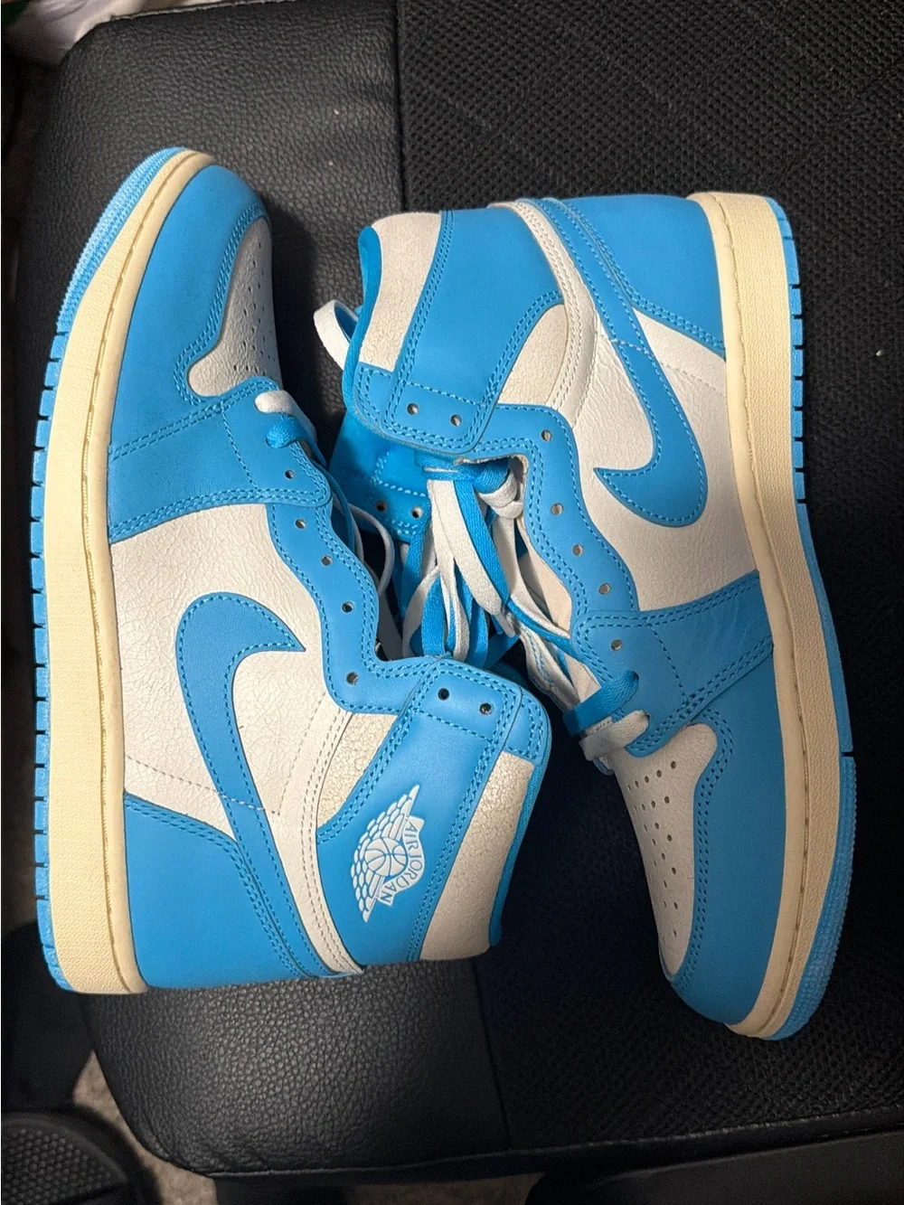 Air Jordan retro 1 UNC Reimagined size 10.5